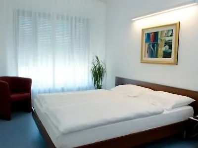 Hotell Ceresio 3*
